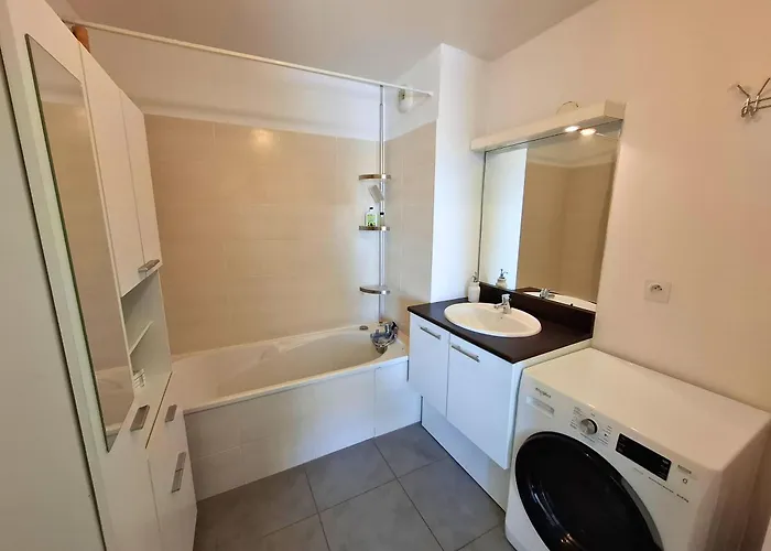 T2 Confort Proche Centre & Plages, Parking, Clim Montpellier